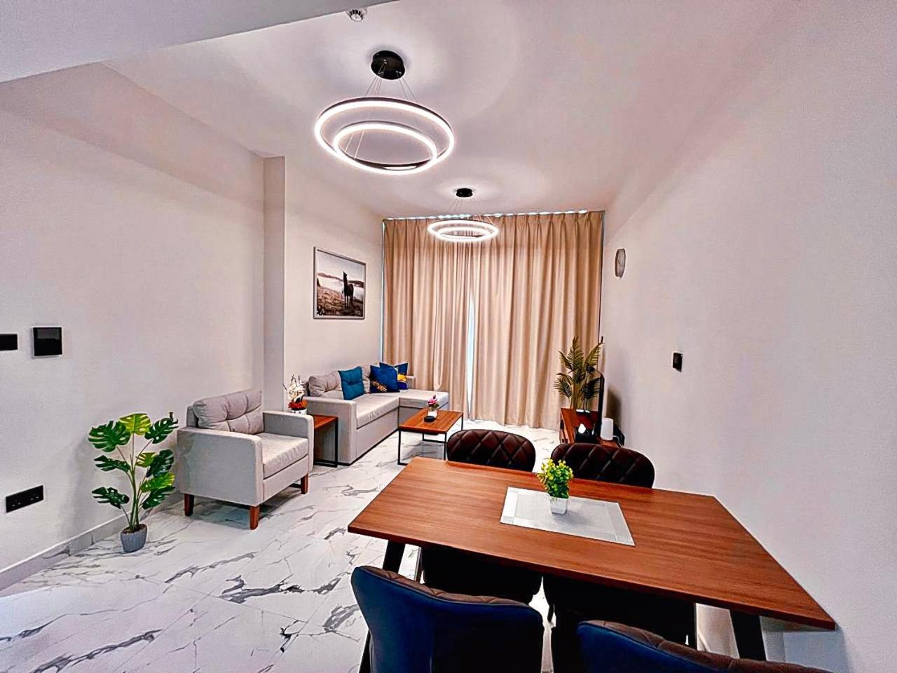 Appartamento 1 Bed 1 Min Walking To Cleveland And Galleria Mall Maryah Island Abu Dhabi
