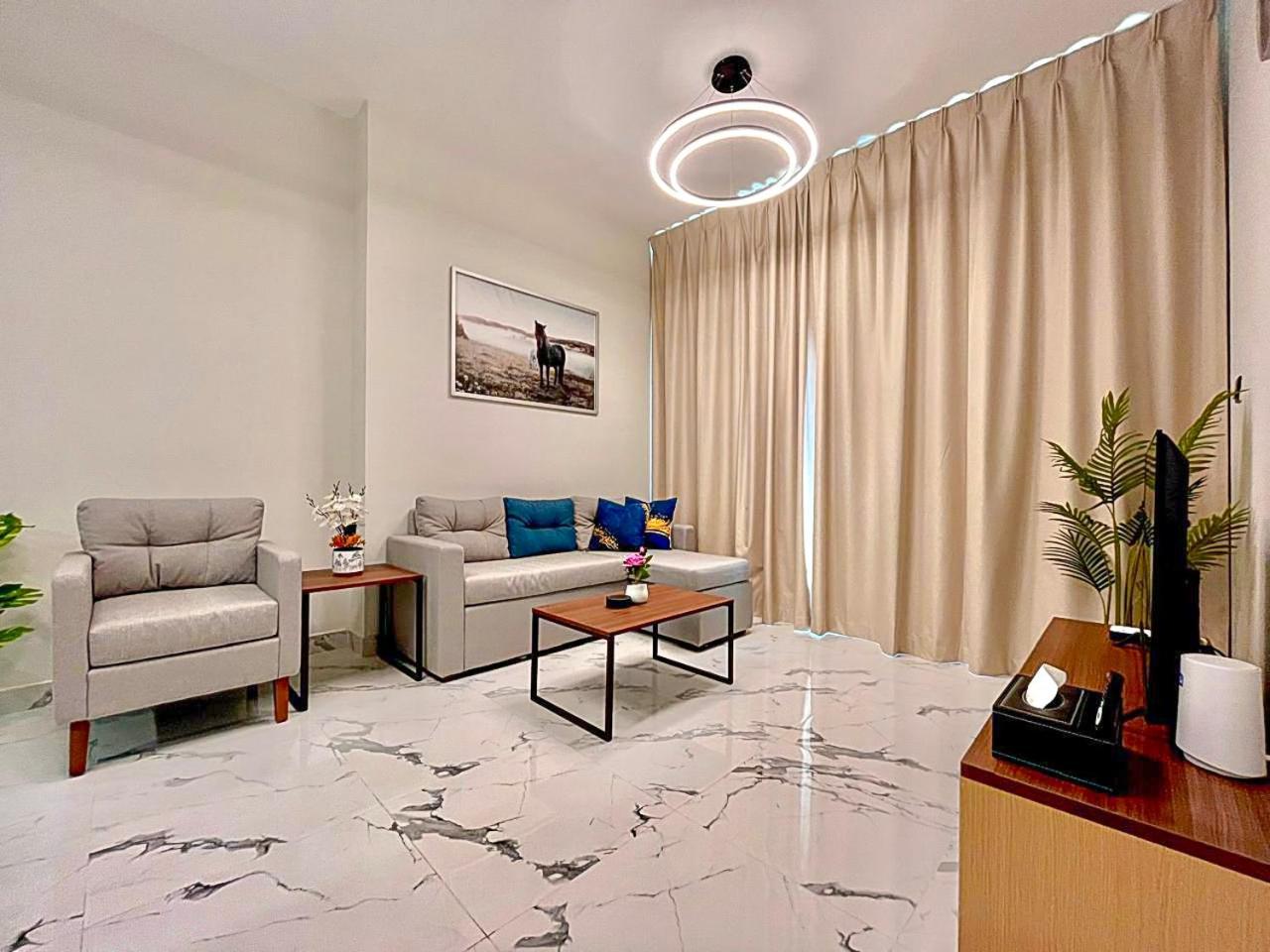 Appartamento 1 Bed 1 Min Walking To Cleveland And Galleria Mall Maryah Island Abu Dhabi